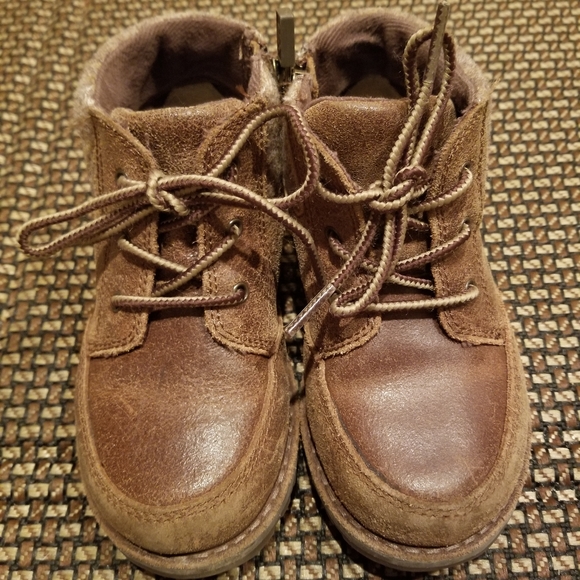 Shoes - Picture 2 of 2